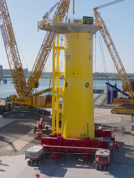 Transition piece handling and storage at port